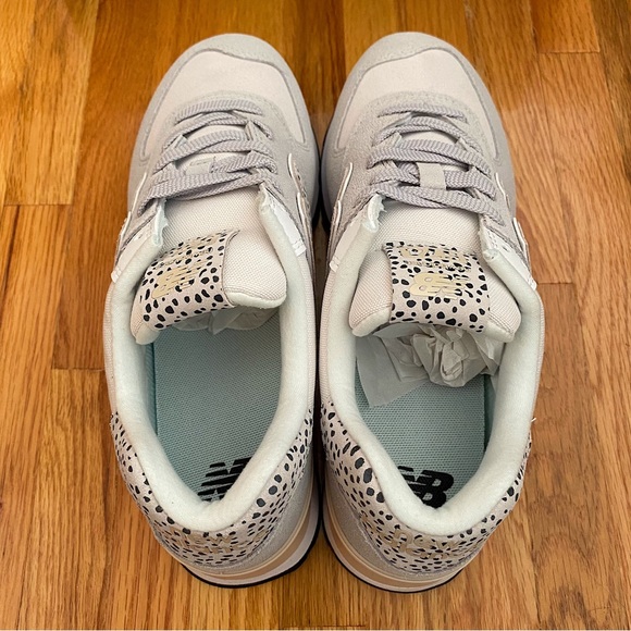 New Balance 574 Women’s Sneakers - Picture 5 of 7